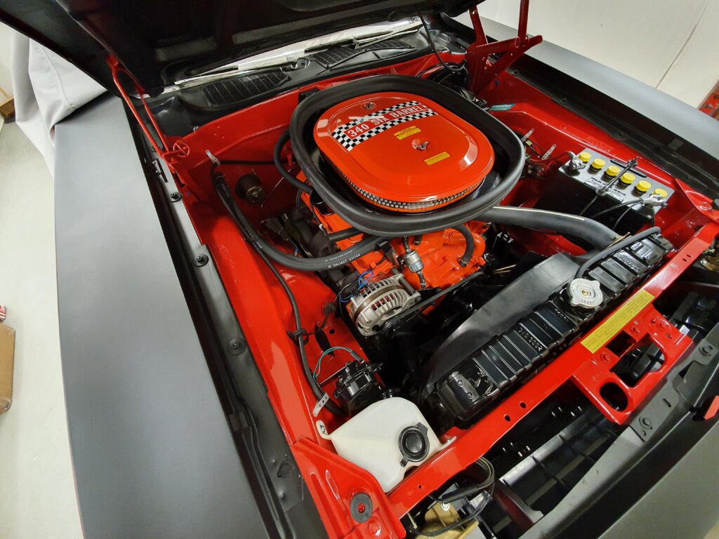 1970 Cuda AAR 340-6 4 Speed