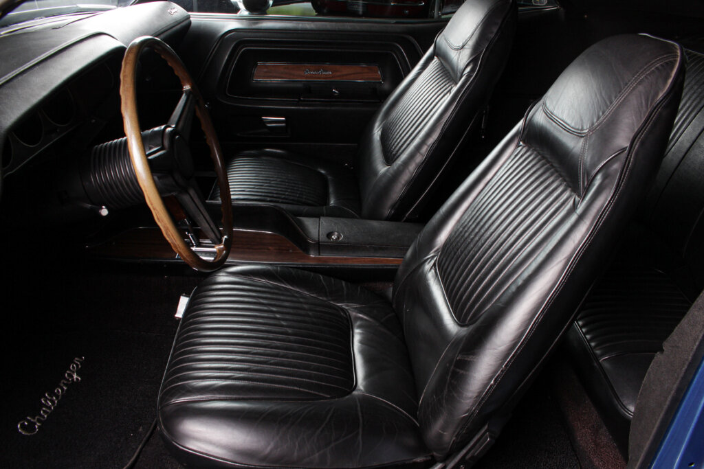 1970 Dodge Challenger RT/SE with a 440 sixpack upgrade