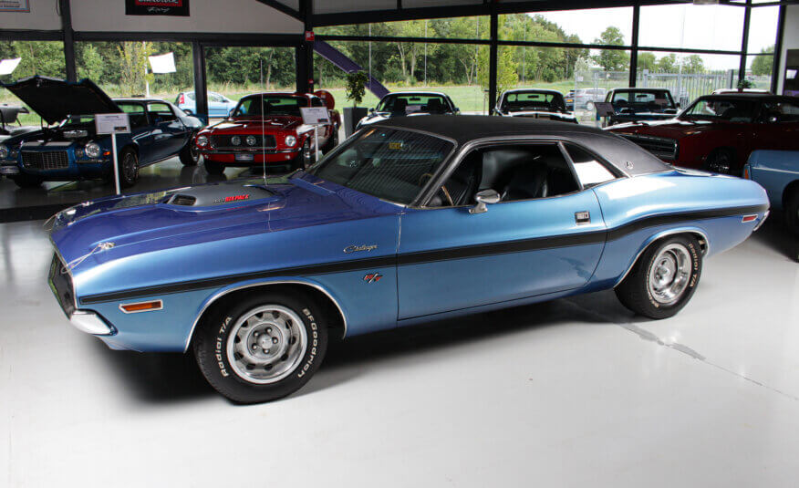 1970 Dodge Challenger RT/SE with a 440 sixpack upgrade