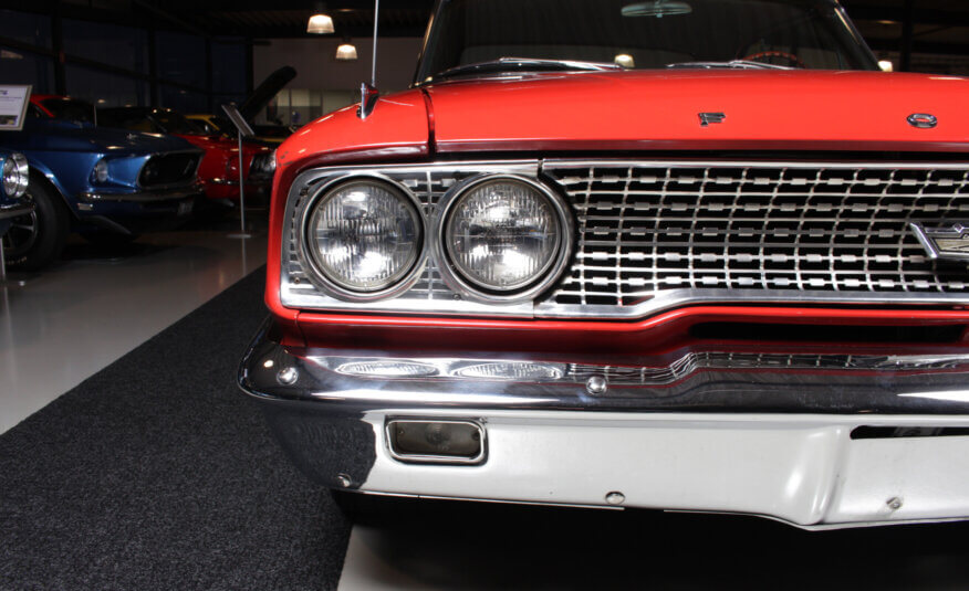 1963,5 Ford Galaxie 500 427 R-Code 4 speed SOLD