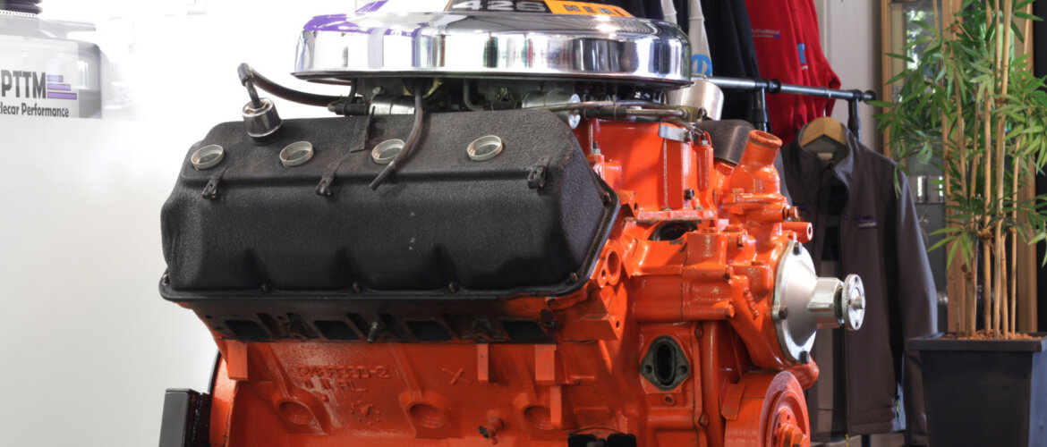 We got a real vintage HEMI 426 cui big block V8 in stock! 